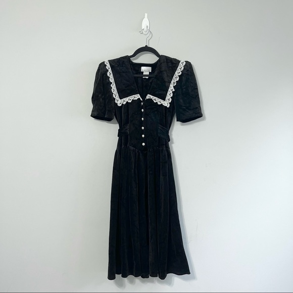 Dolls Kill Dresses & Skirts - Just Maggie Vintage Gothic Lolita Black & White Velvet Dress